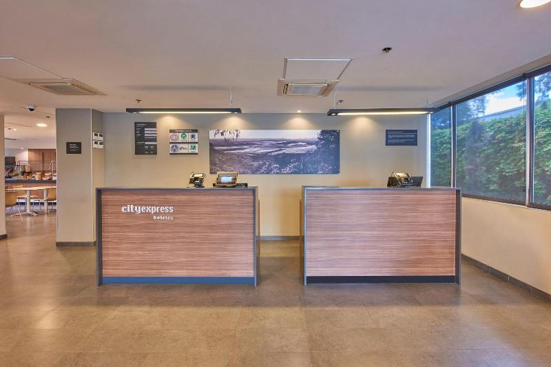 هتل City Express By Marriott Saltillo Norte