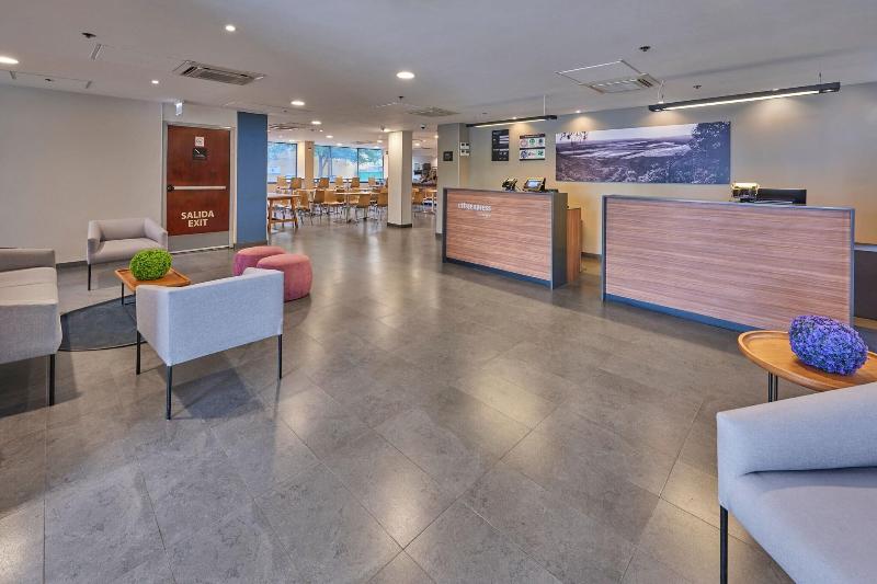 هتل City Express By Marriott Saltillo Norte