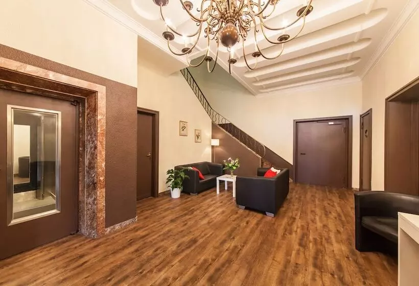 Отель Maxim Düsseldorf City