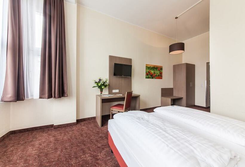 هتل Maxim Düsseldorf City