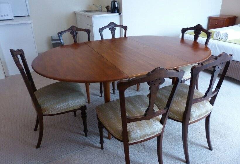 בית מלון כפרי Meramie Motor Inn