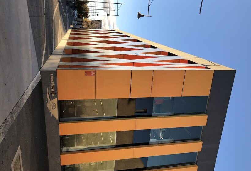 בית מלון כפרי Meramie Motor Inn