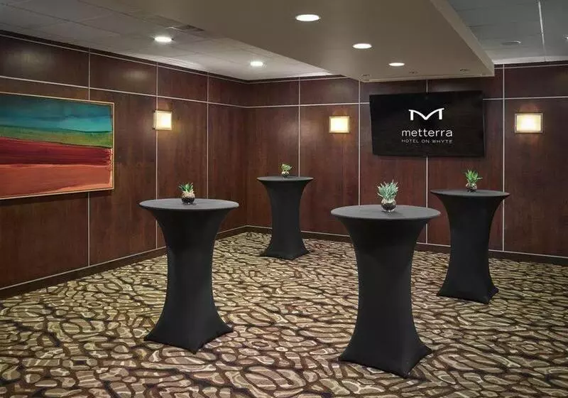 Metterra Hotel On Whyte