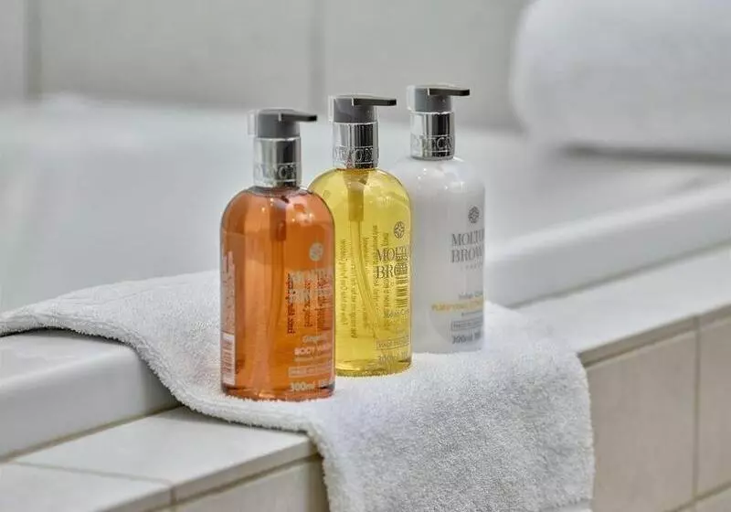 Metterra Hotel On Whyte