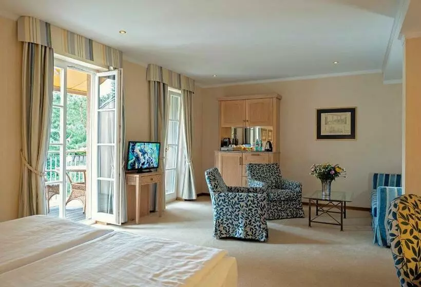 ホテル Romantik  Bayrisches Haus Potsdam