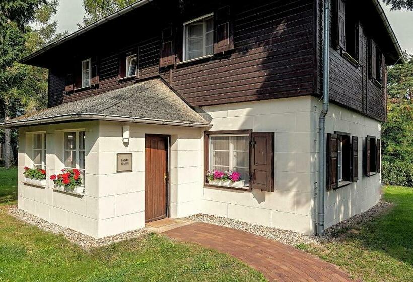 Отель Romantik  Bayrisches Haus Potsdam