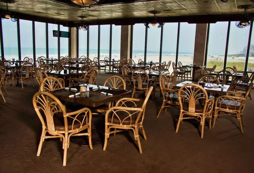 هتل Sands Beach Club Resort