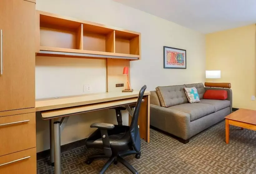 Отель Towneplace Suites By Marriott College Station