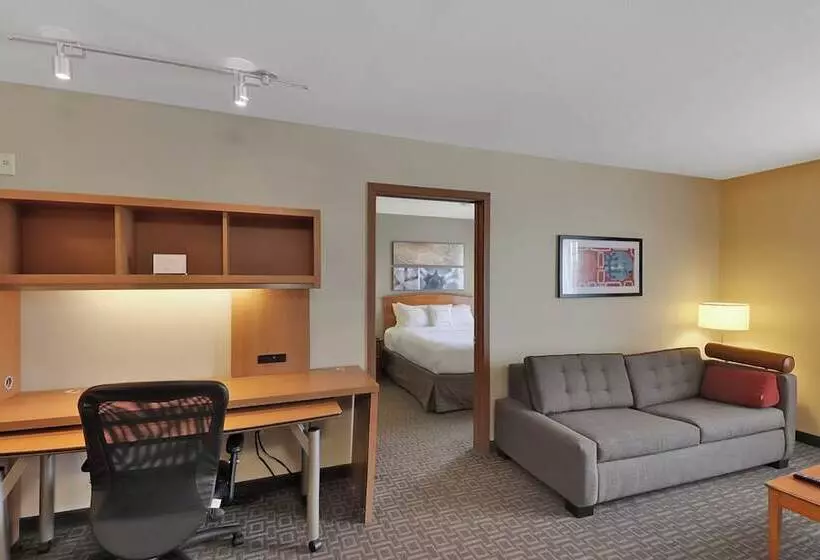 Отель Towneplace Suites By Marriott College Station