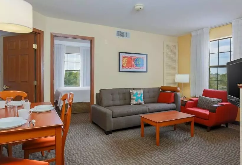 Отель Towneplace Suites By Marriott College Station