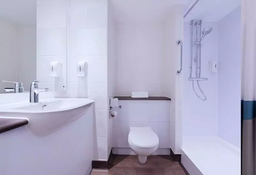 호텔 Travelodge Edinburgh Central