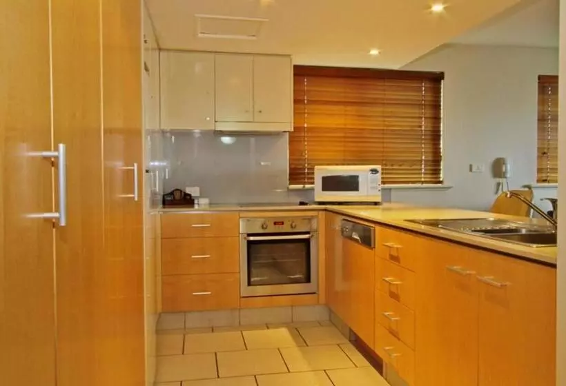 Riverside Holiday Apartments