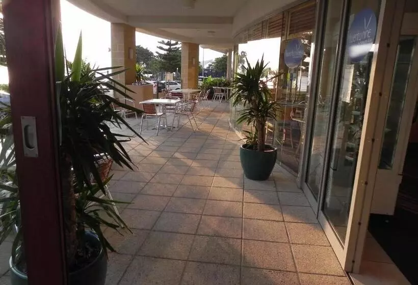 Riverside Holiday Apartments