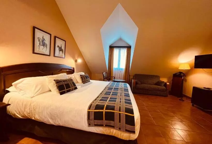 Hospedium Hotel Los Lanceros