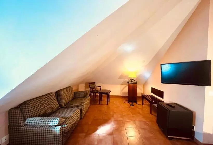 Hospedium Hotel Los Lanceros