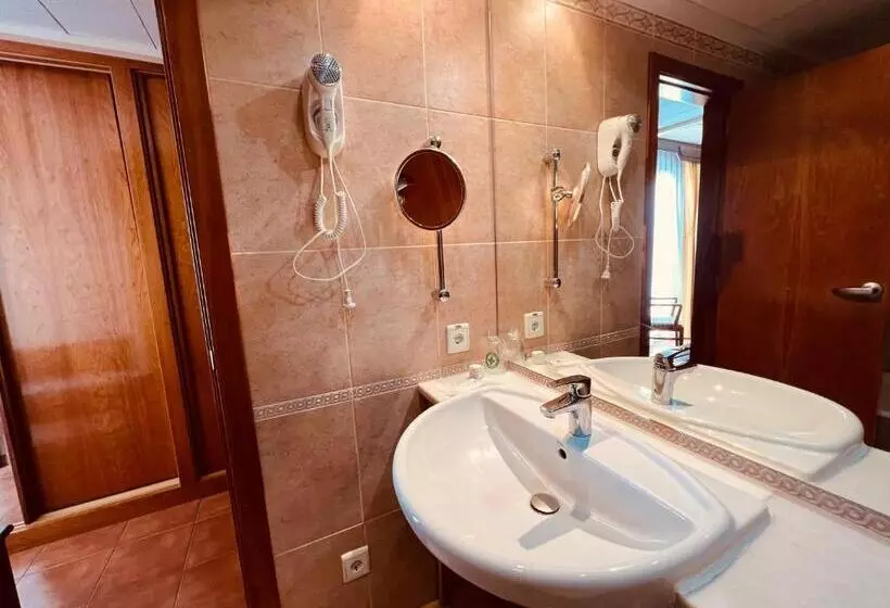 Hospedium Hotel Los Lanceros