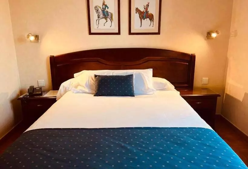 Hospedium Hotel Los Lanceros