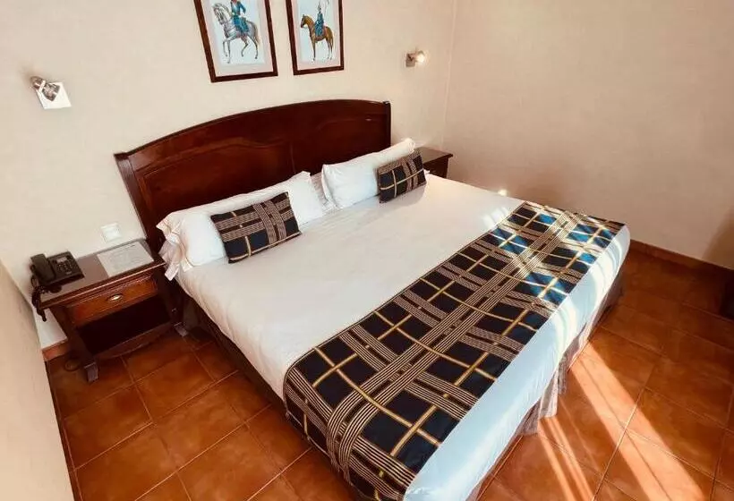 Hospedium Hotel Los Lanceros