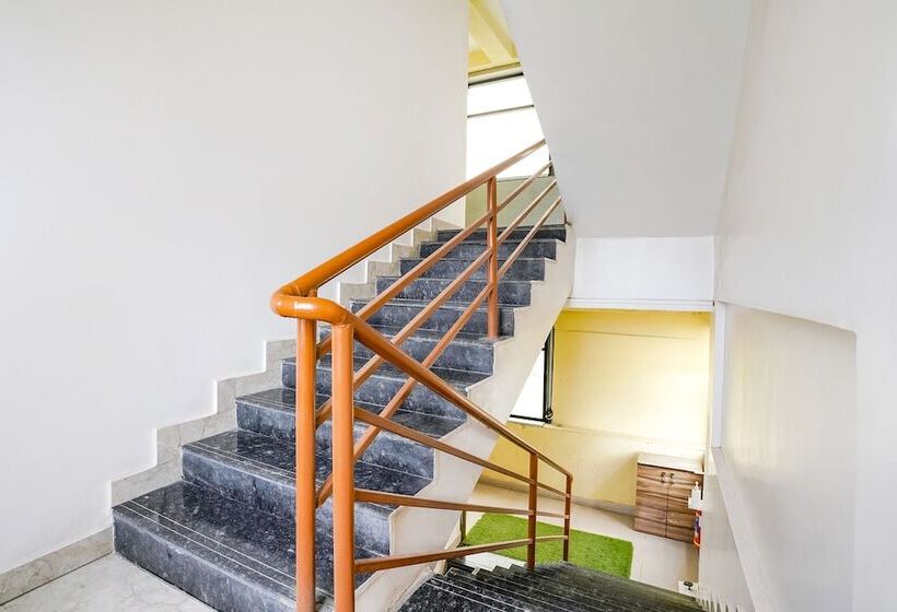 Fabhotel Rahul Executive