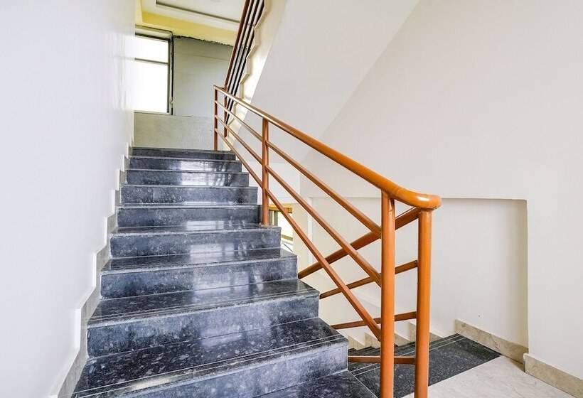 Fabhotel Rahul Executive