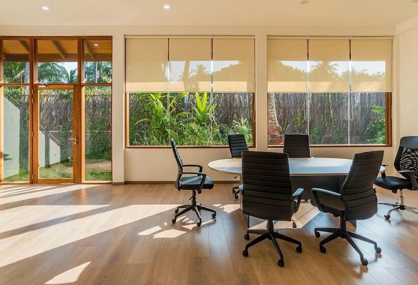 Fiyavalhu Resort Maldives