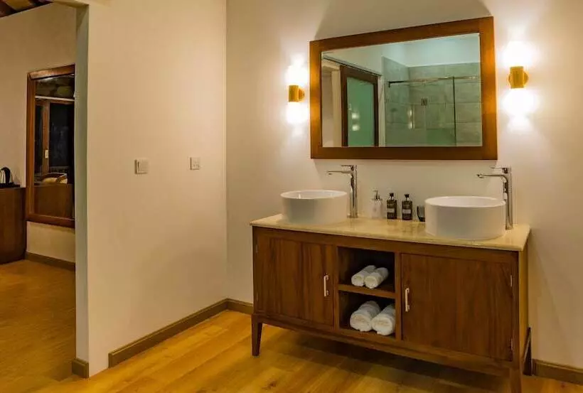 Fiyavalhu Resort Maldives