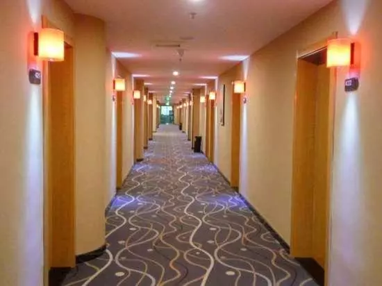 ホテル 7 Days Premium Hami City Government Branch