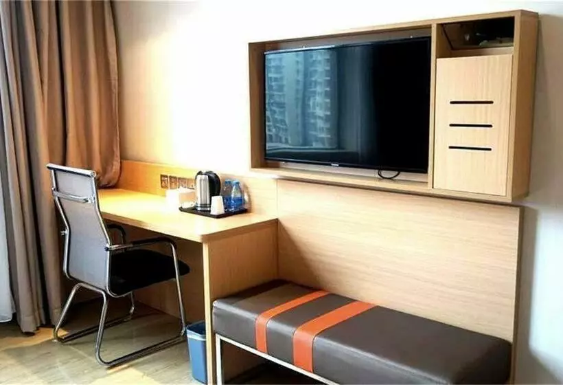 Hotelli 7days Premium Nanchong Silk Road Branch