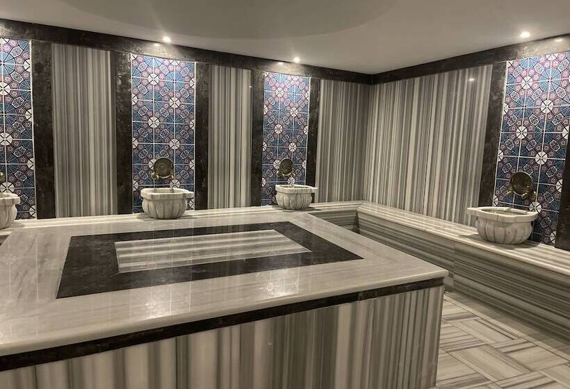 Le Luxe Suites Hotel & Spa