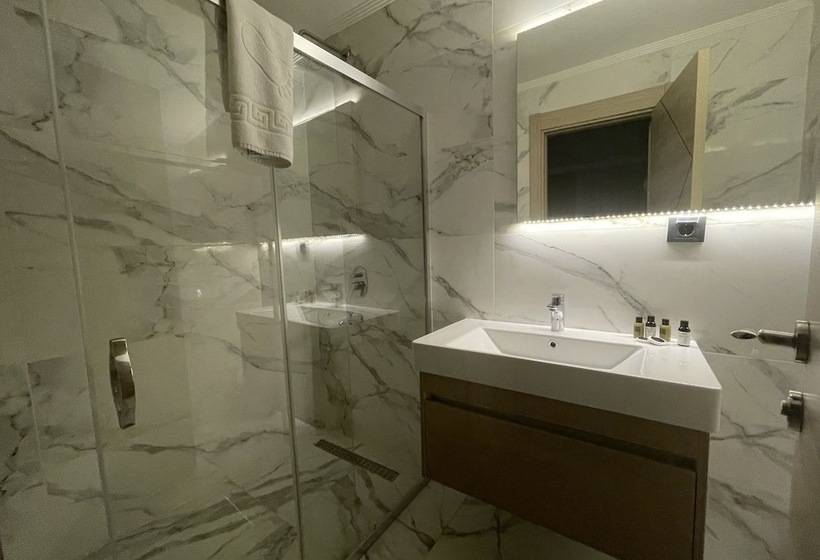 Le Luxe Suites Hotel & Spa