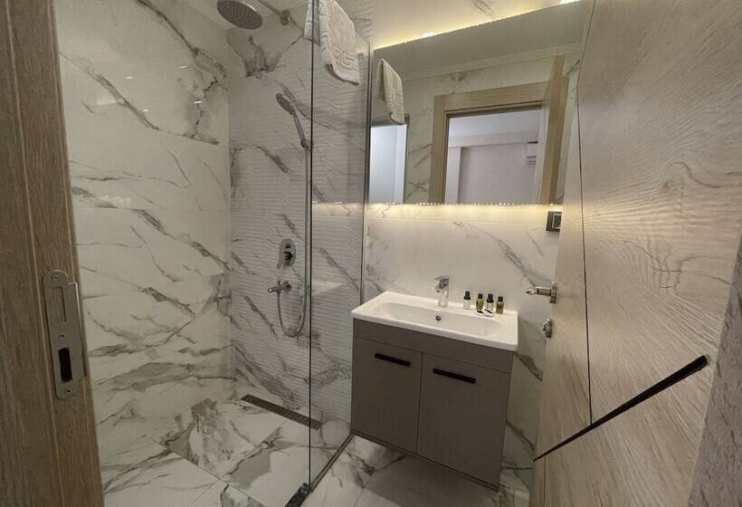 Le Luxe Suites Hotel & Spa