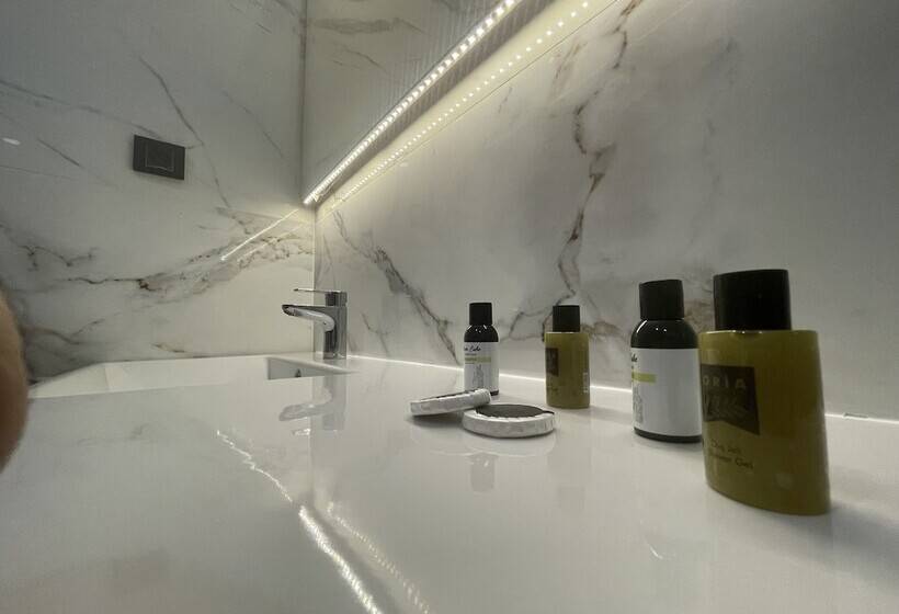 Le Luxe Suites Hotel & Spa