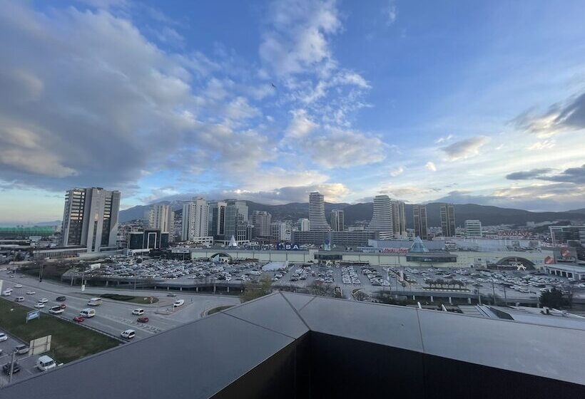 Le Luxe Suites Hotel & Spa