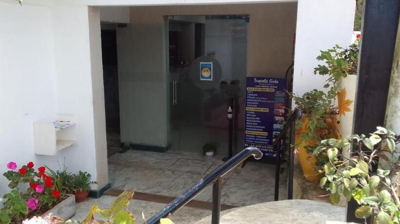 בית מלון כפרי Mango Hill Central Ooty