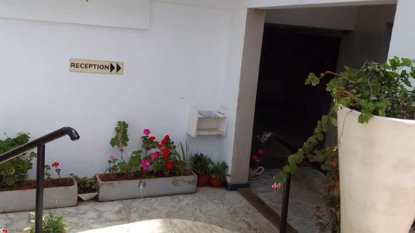 בית מלון כפרי Mango Hill Central Ooty