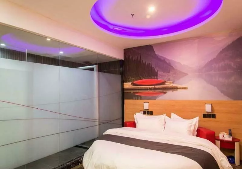 Thank Inn Plus Hotel Henan Xinxiang Weibin District Pingyuan Road Department Store