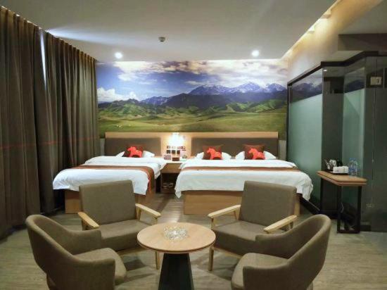 Jun Hotels Gansu Zhangye Linze County Bus Station