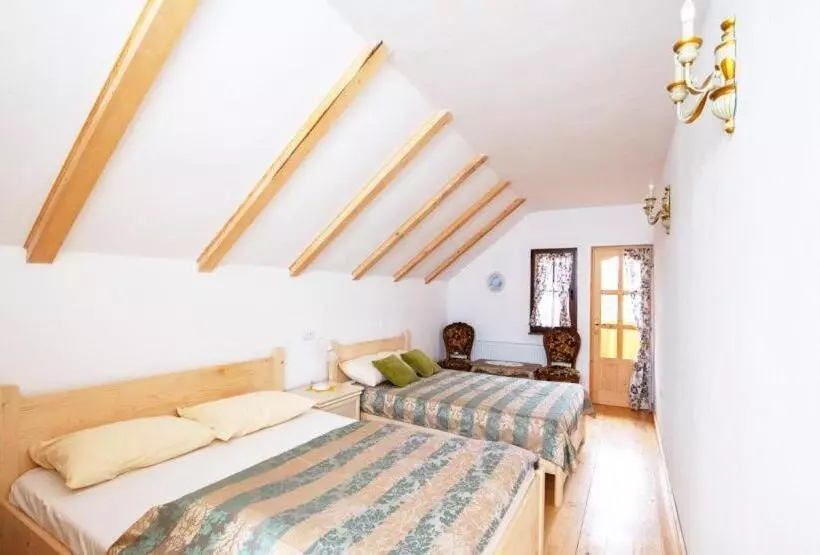 ペンション Casa Eva Wagner   Biertan