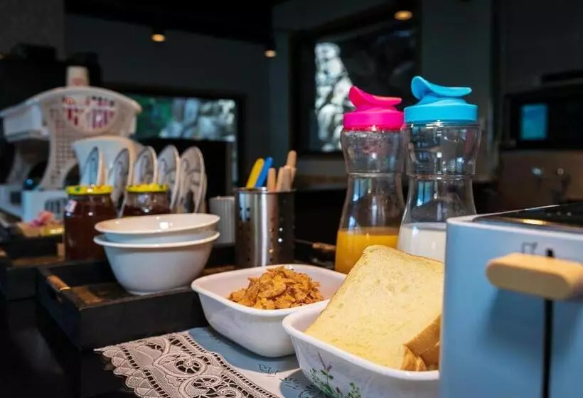 ペンション Hoony Guesthouse   Hostel