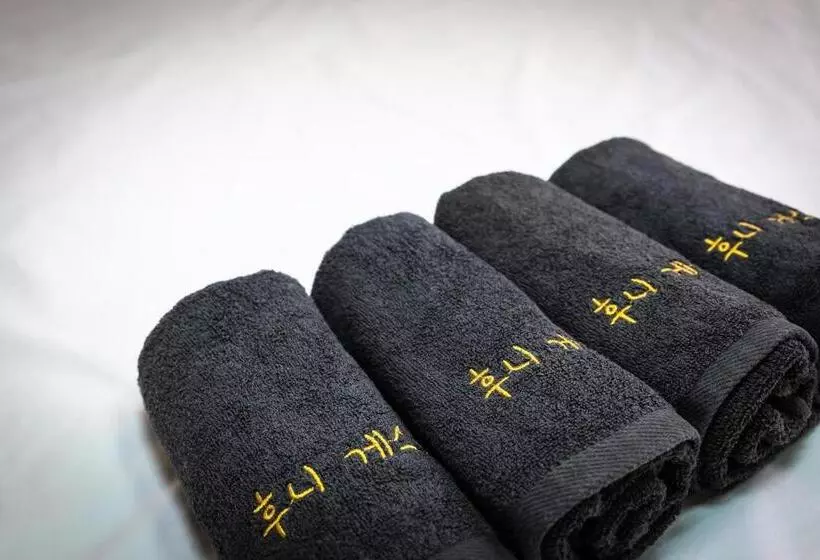 ペンション Hoony Guesthouse   Hostel