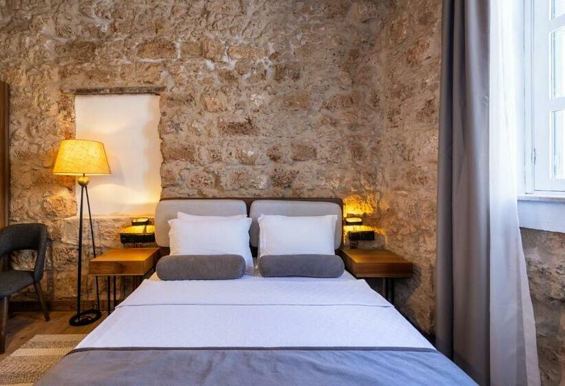 بنسيون La Regina Veneziana