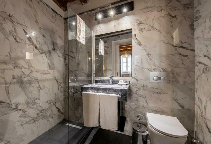 بنسيون La Regina Veneziana