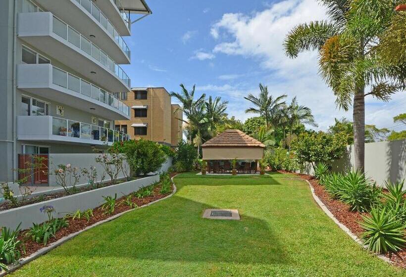 Tingeera Bespoke Beachfront Apartments