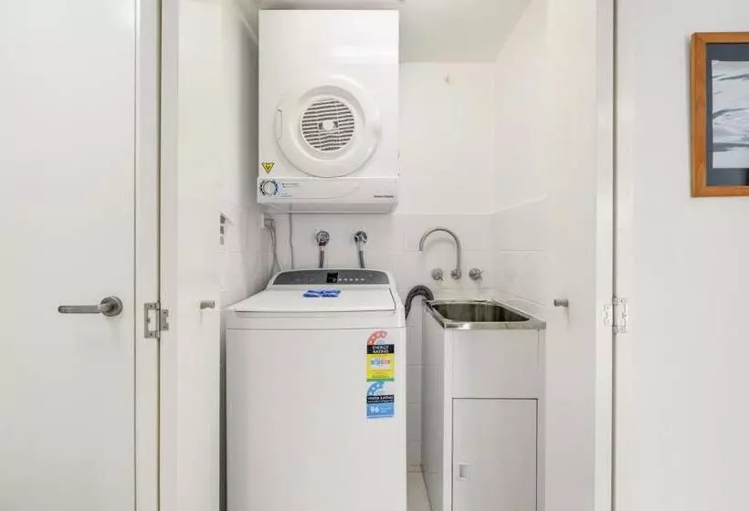 Tingeera Bespoke Beachfront Apartments