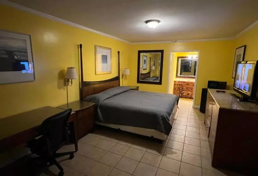 Hotelli Dragon Inn & Suites