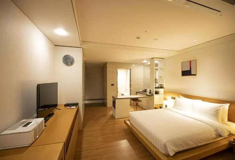 J One Hotel Cheongju