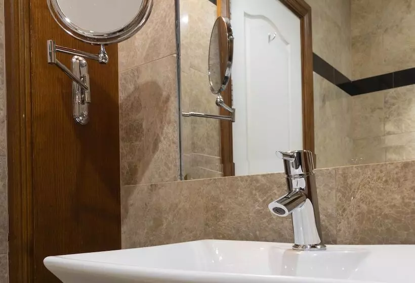 Hotel Schull Harbour