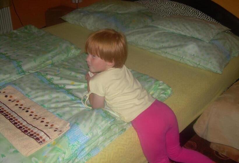 פנסיון éva Vendégház