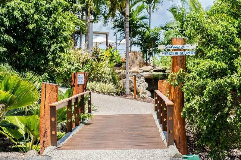 Freedom Shores Resort Airlie Beach