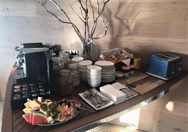 Freedom Shores Resort Airlie Beach